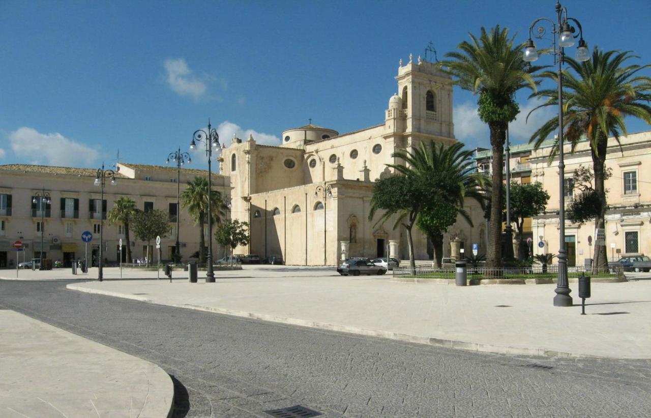 Garibaldi Maison De Charme Avola Exterior foto
